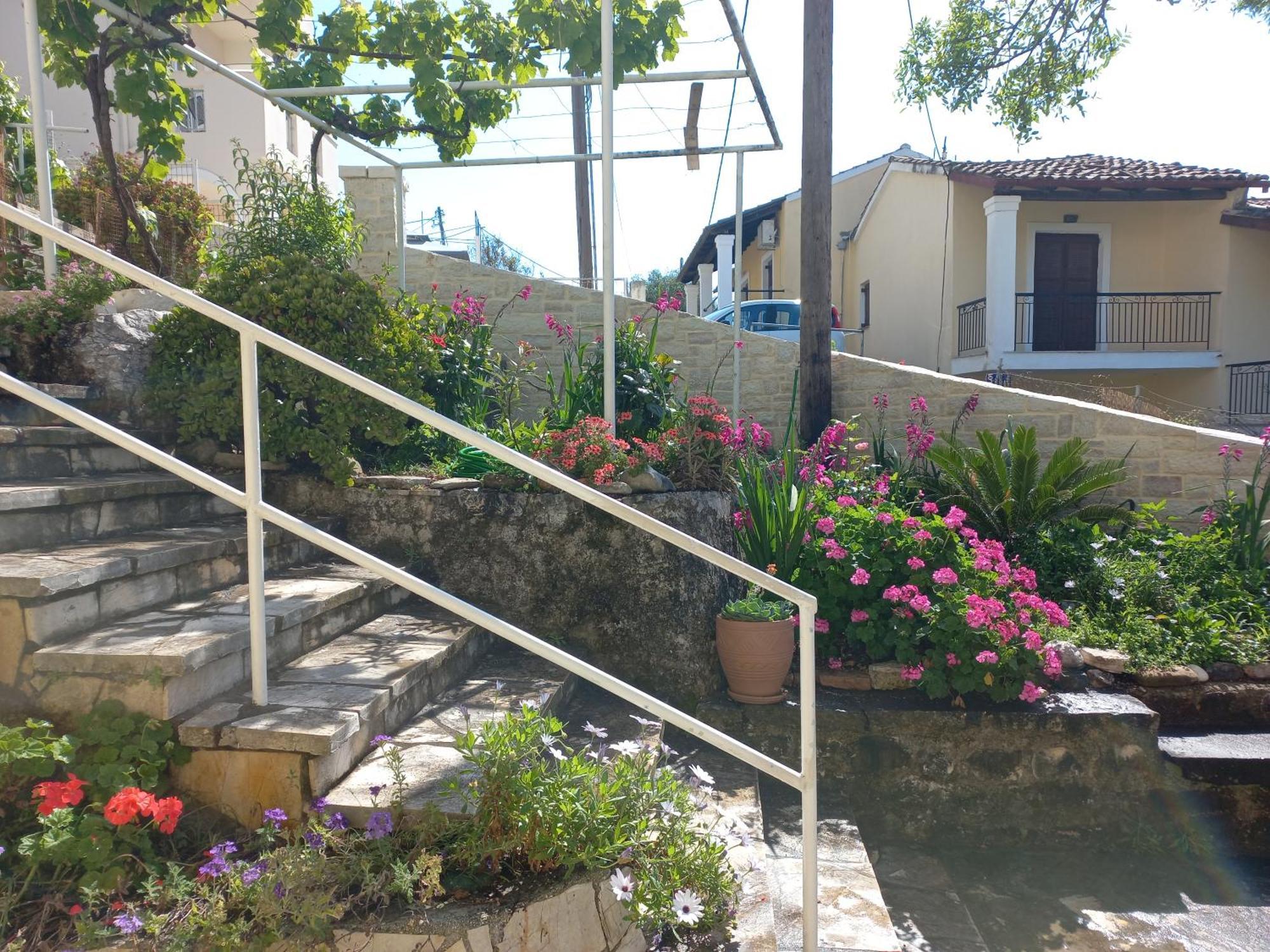 Oneiro House Apartment Kassiopi Exterior photo